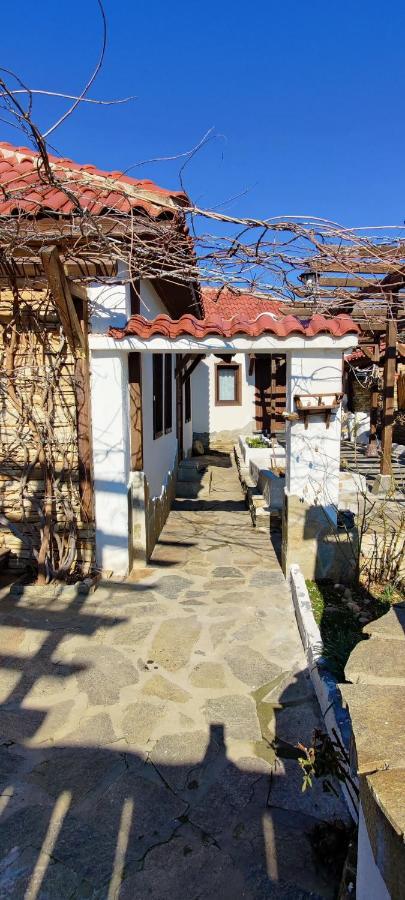 Namaste Къща В Село Камилски Дол Kamilski Dol Ngoại thất bức ảnh