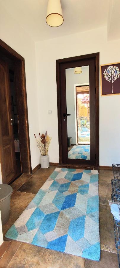 Namaste Къща В Село Камилски Дол Kamilski Dol Ngoại thất bức ảnh