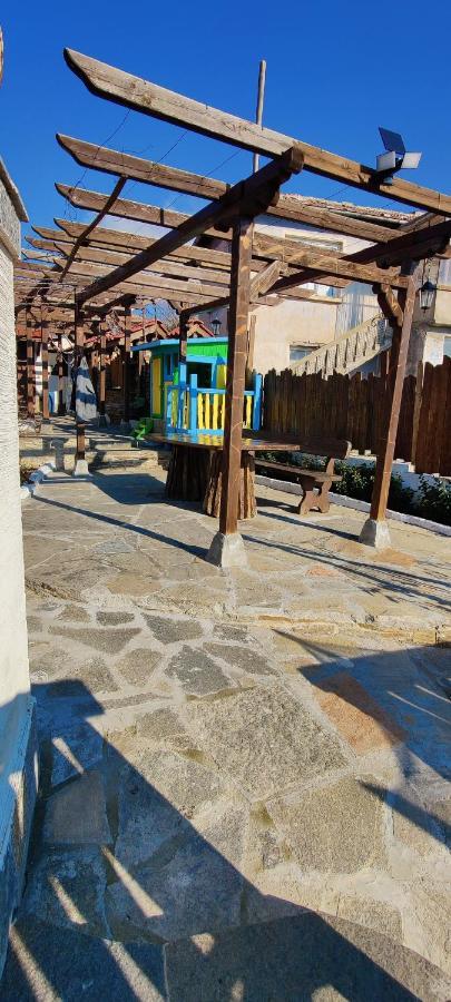 Namaste Къща В Село Камилски Дол Kamilski Dol Ngoại thất bức ảnh